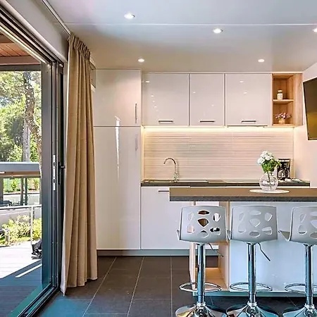 Premium Homes Santa Marina, Lanterna Hotel