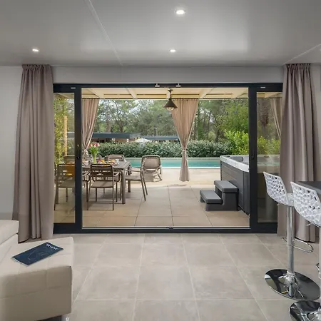 Πάρκο διακοπών Premium Homes Santa Marina, Lanterna